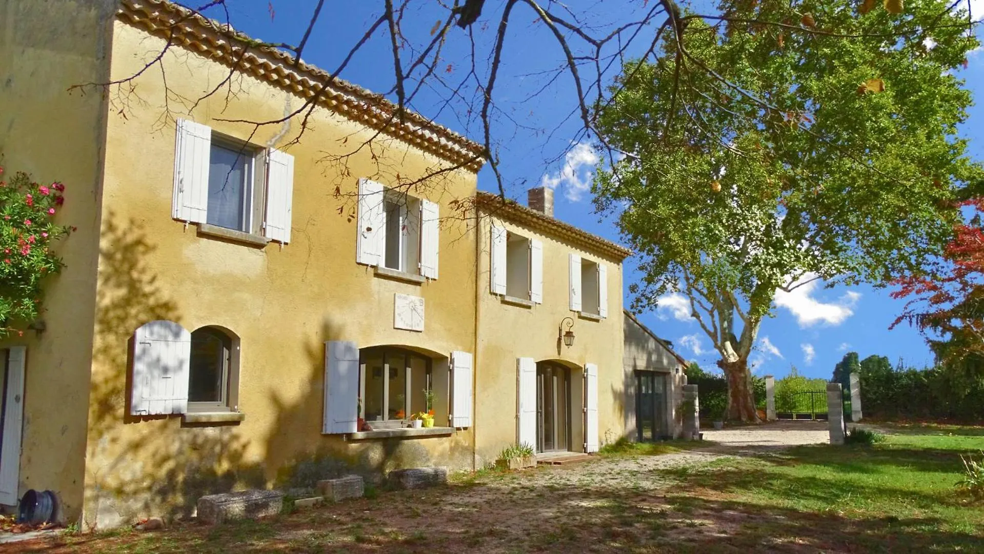 Logement Charme Provencal Cabannes France