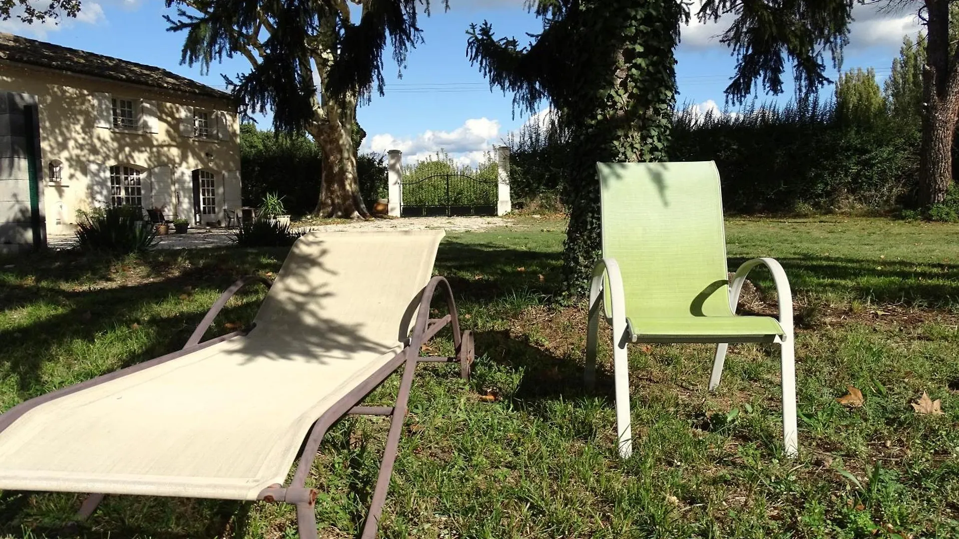 Appartement Logement Charme Provencal Cabannes France